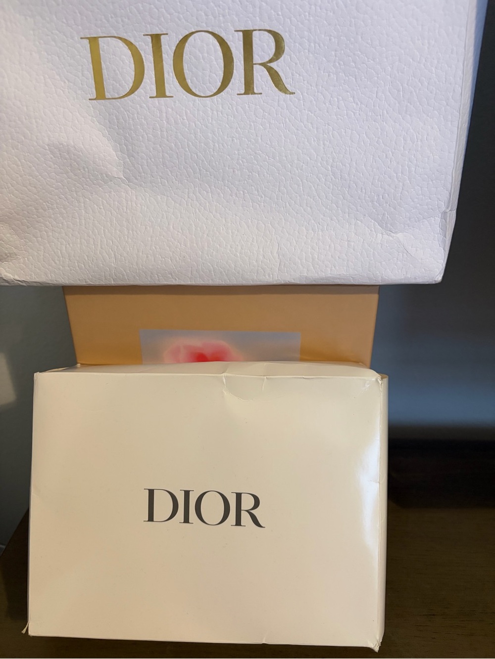 Dior beauty Red Patent Oval Top-Handle makeup bag!!❤️❤️ - Picture 7 of 9